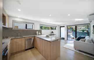 64D Coronation Road, Mangere Bridge