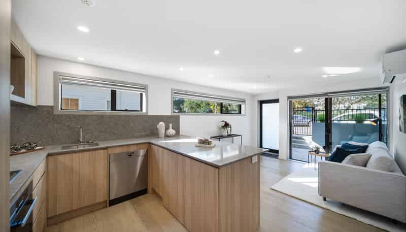 64D Coronation Road, Mangere Bridge