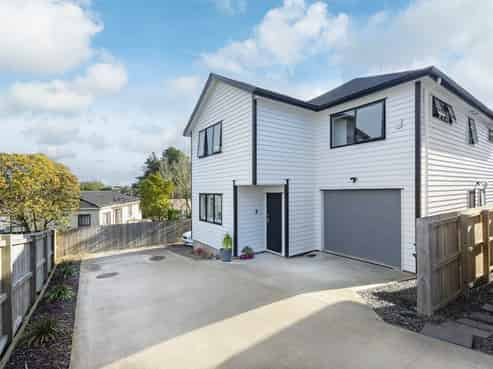 18C Edgware Road, West Harbour