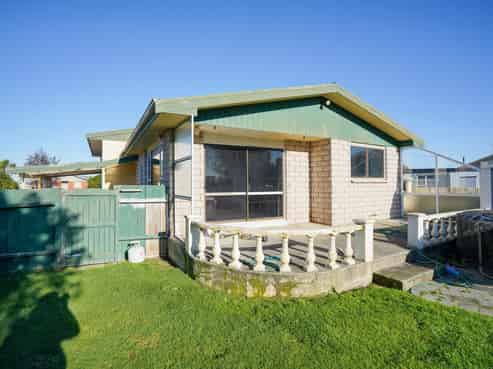 330 Centre Street, Rockdale