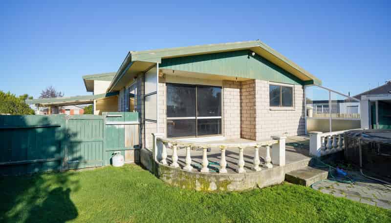 330 Centre Street, Rockdale