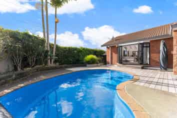 2 Bannings Way, Hobsonville