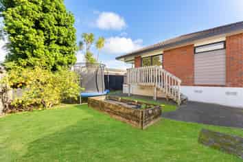 2 Bannings Way, Hobsonville