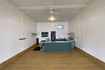 For makers, traders and creators- For Lease