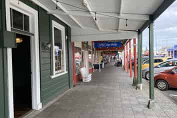 For makers, traders and creators- For Lease