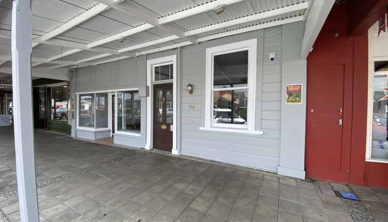 746 Pollen Street, Thames