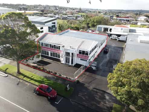 High Profile Warehouse & Office - 757sqm 