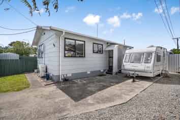 1270A High Street, Taita