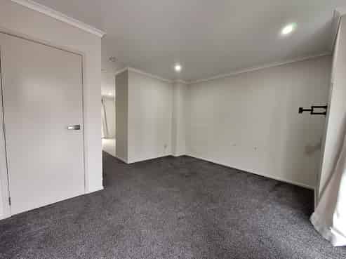 10/4 Wallson Crescent, Wiri