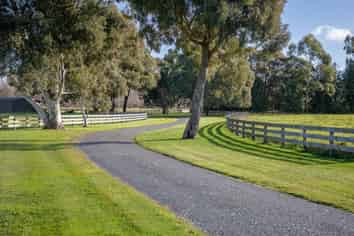 18 River Road, Ashburton