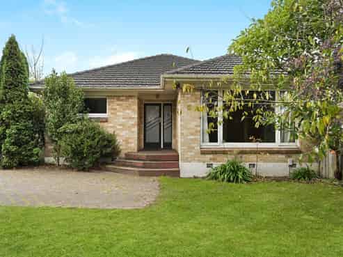 281 Cambridge Road, Hillcrest