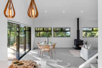 145 Mt Pleasant Road, Mount Pleasant