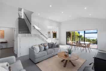 145 Mt Pleasant Road, Mount Pleasant