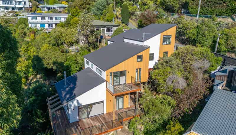 145 Mt Pleasant Road, Mount Pleasant