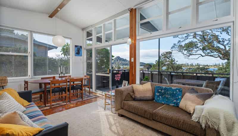 123 Main Road, Tairua