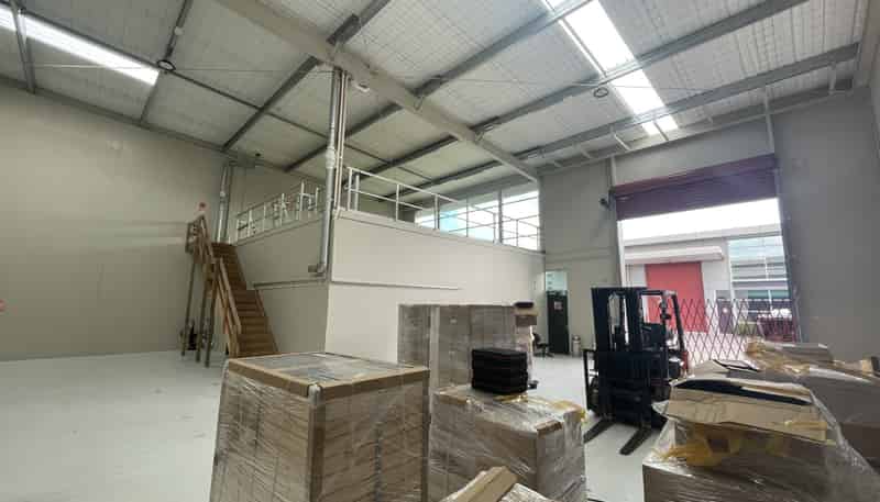 J/61 Hugo Johnston Drive, Penrose