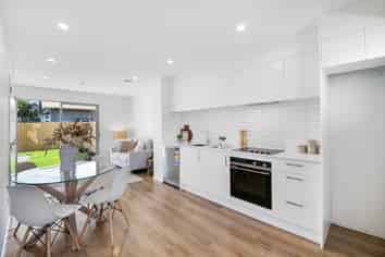 2/79 Harrow Street, Phillipstown