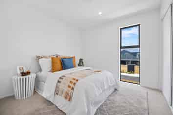 2/79 Harrow Street, Phillipstown