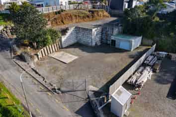 City Fringe Yard with Small Shed