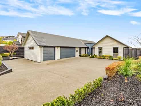 36 Karo Road, Beachlands