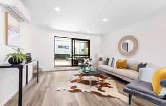 2/30 Potter Avenue, Northcote