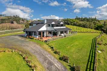 384 Pine Valley Road, Dairy Flat