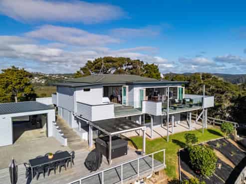 2 Binnie Street, Paihia