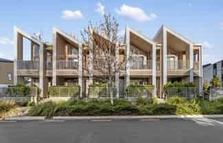 11/2 Warrant Officer Lane, Hobsonville