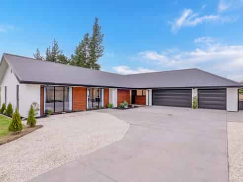 12B Wykes Place, Amberley