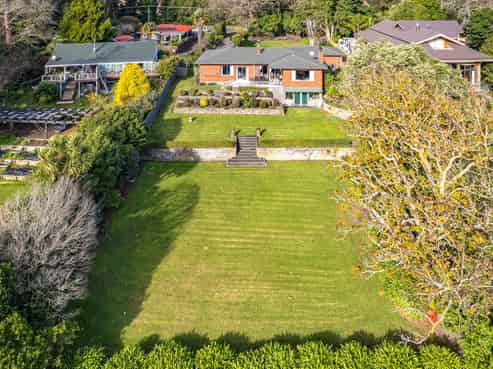 21 Riverbank Road, Okoia