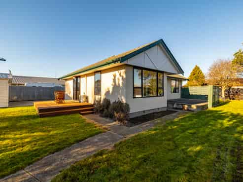 3 Gibson Drive, Hornby