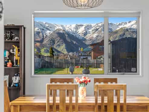 16 Isthmus Place, Lake Hawea