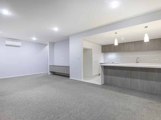 329 Millwater Parkway, Millwater