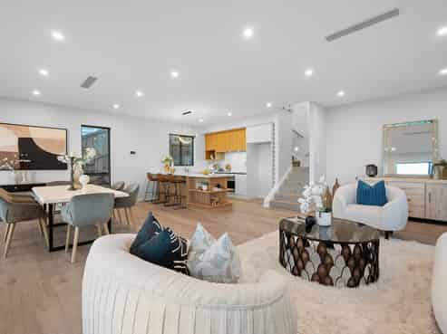 27 Aquamarine Avenue, Orewa