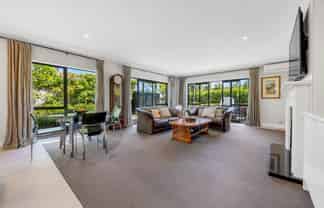 10 Harbourside Court, Beachlands