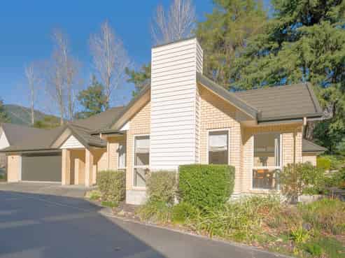 14 Bridgewater Lane, Stoke