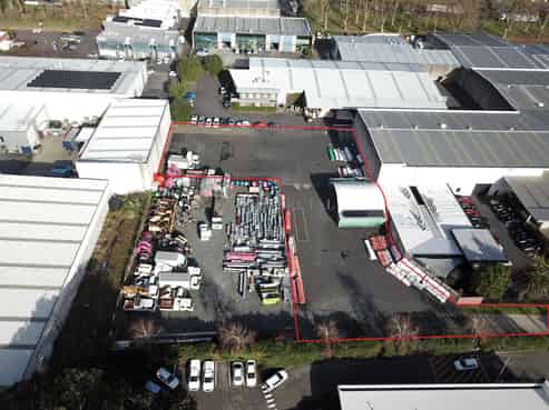 3,200sqm Sealed Yard - Central Mount Wellington