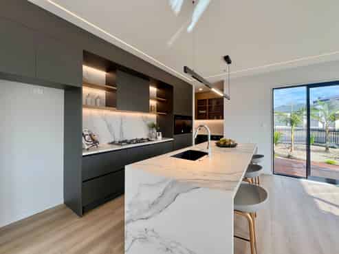 61 Tipu Crescent, Milldale