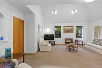 1/406 Fergusson Drive, HERETAUNGA