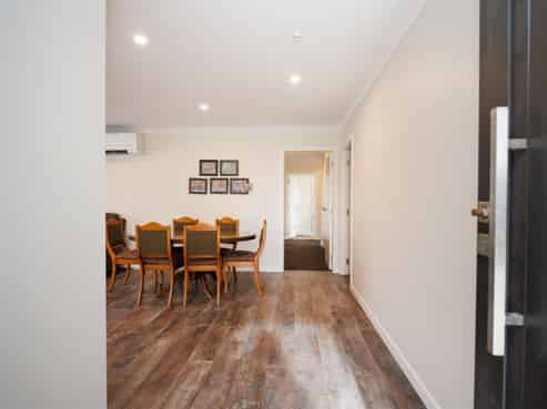  47 Wilson Street, Bulls