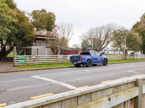  47 Wilson Street, Bulls