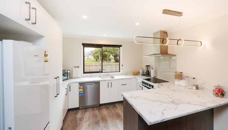  47 Wilson Street, Bulls