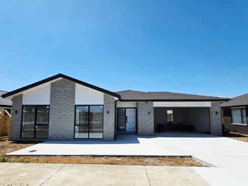 16 Booker Drive, Tuakau