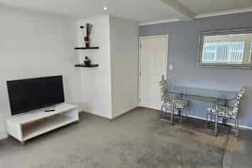 b/32 Maranui Street, Mount Maunganui