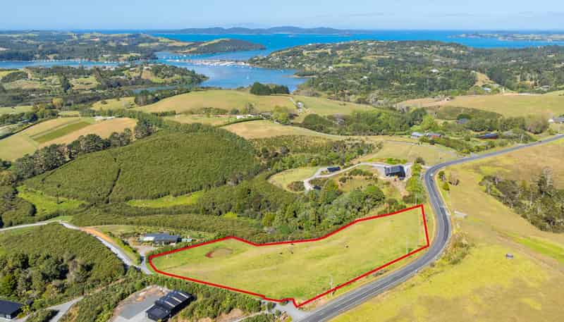 183 Sharp Road, Matakana