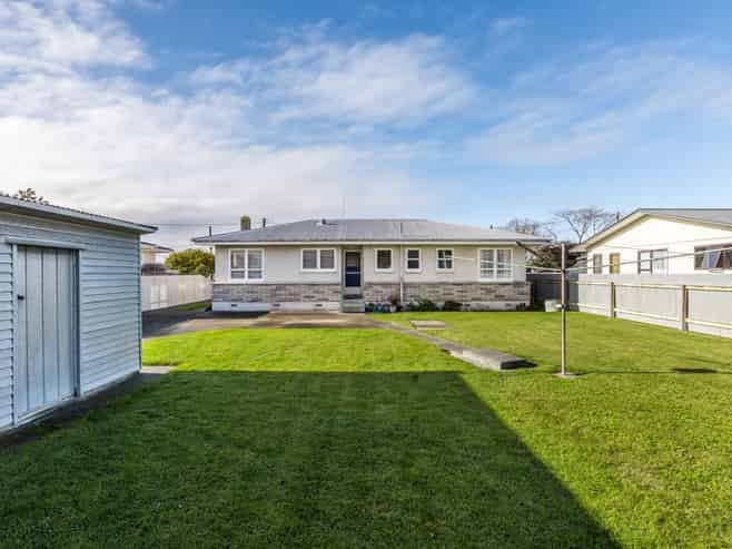 14 Windsor Terrace, Taradale