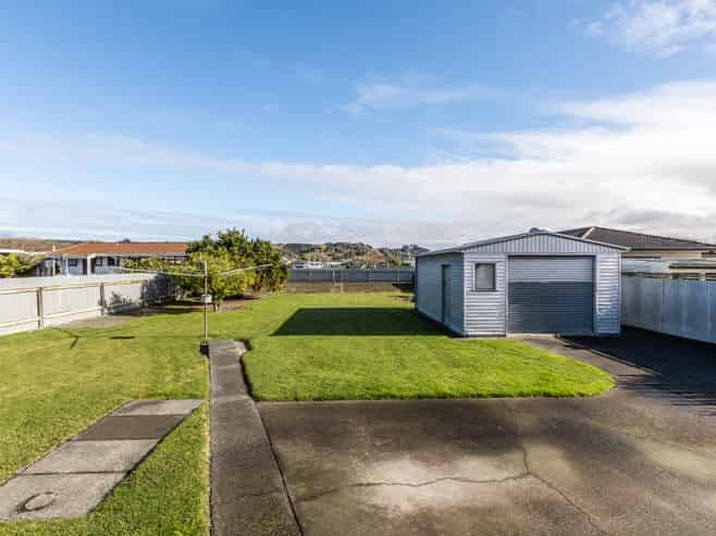 14 Windsor Terrace, Taradale