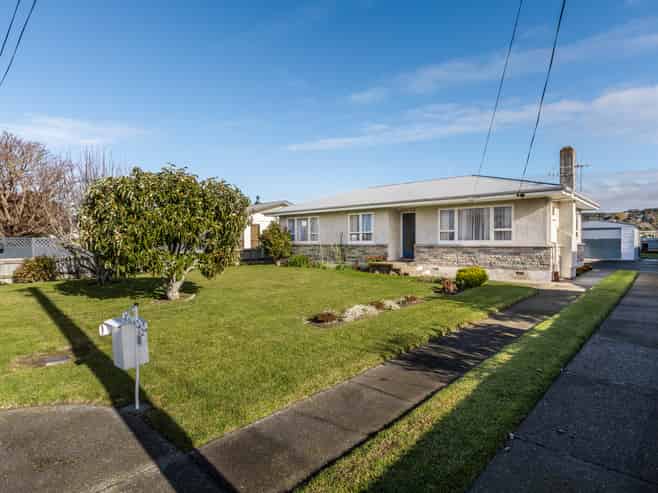 14 Windsor Terrace, Taradale