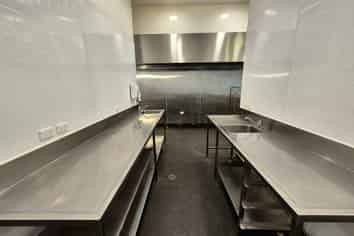 Turnkey Restaurant in Northwest Shopping Centre