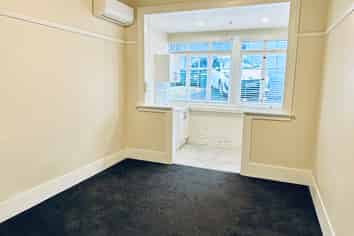 Suite 2/20 Gladstone Road, Parnell